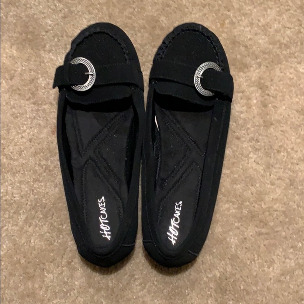 Black flats